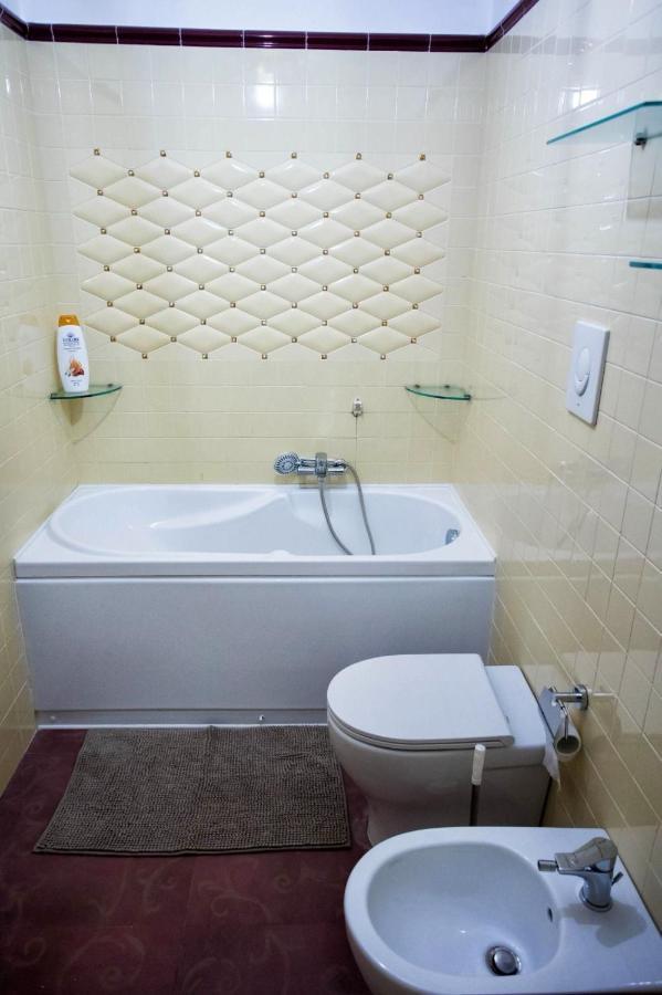 Ferienwohnung Hause Naty Spaccanapoli Exterior foto