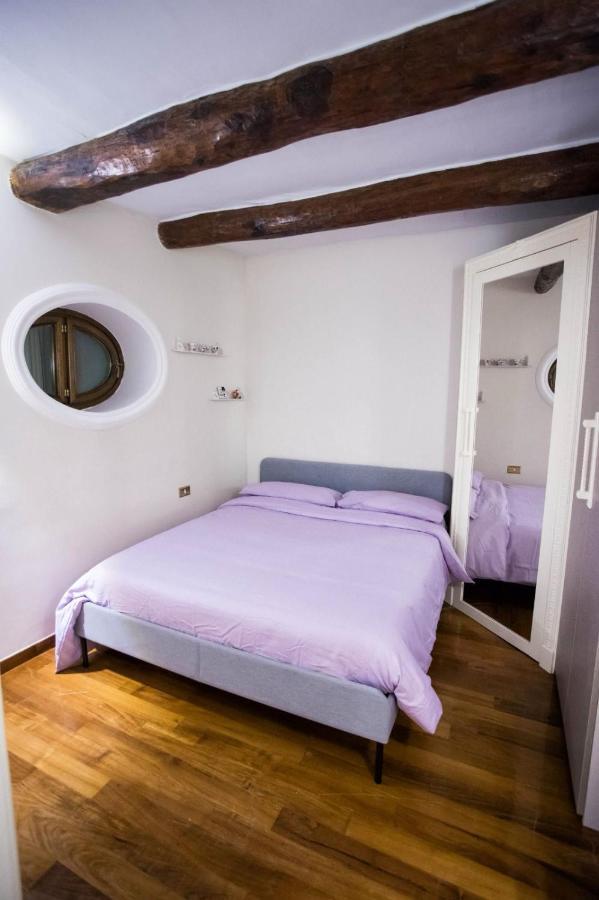 Ferienwohnung Hause Naty Spaccanapoli Exterior foto