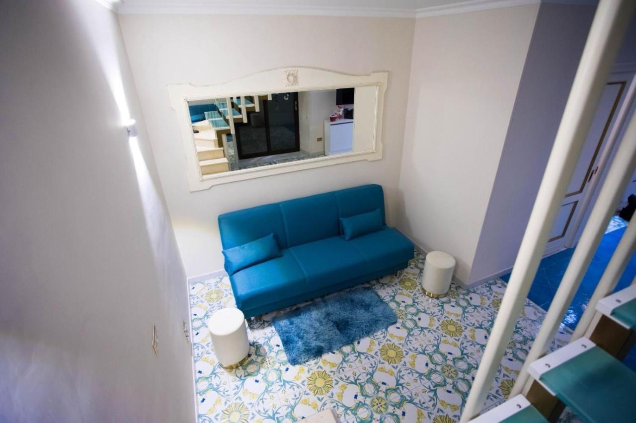 Ferienwohnung Hause Naty Spaccanapoli Exterior foto
